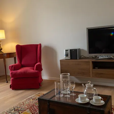 Seven Host Apartment Milan