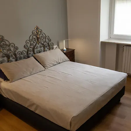 Seven Host Apartment Milan